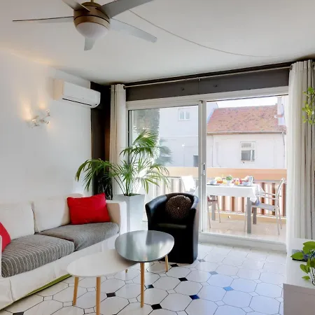 Le Neptune Apartment *